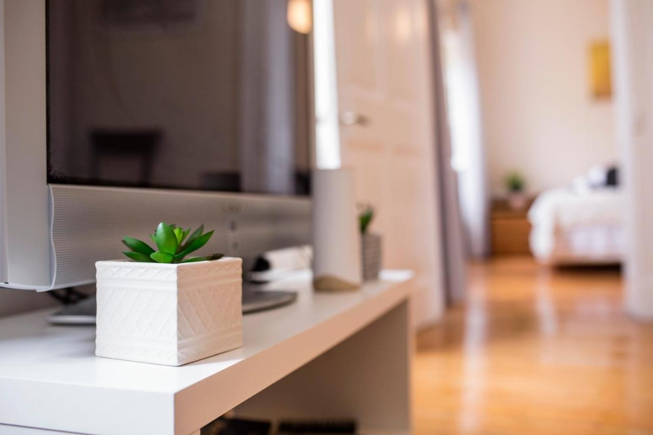 Downtown Apt At Filellinon Corfu  Екстериор снимка