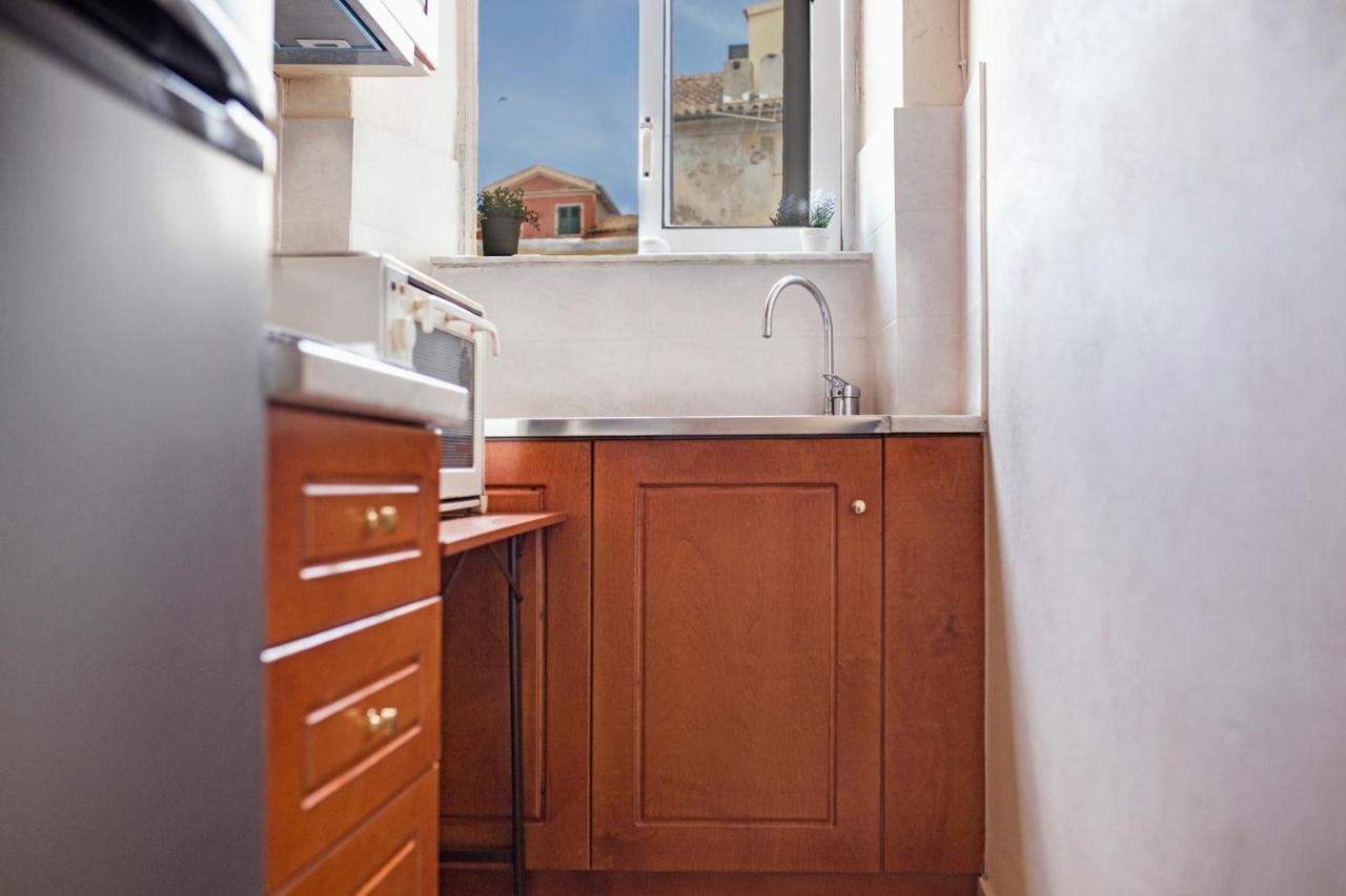 Downtown Apt At Filellinon Corfu  Екстериор снимка